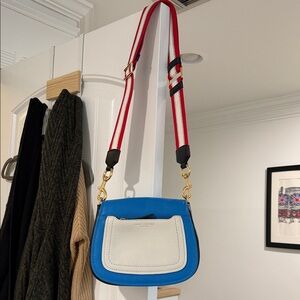 Marc Jacobs Stylish Blue and White Crossbody Bag